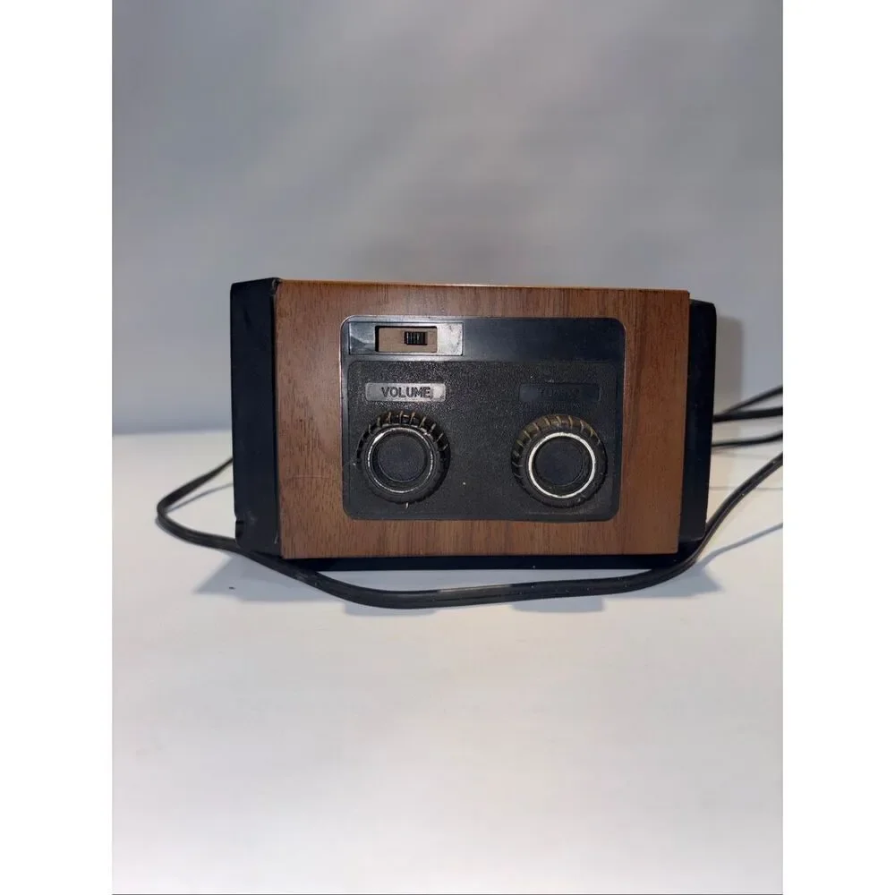 Vintage GE alarm clock radio